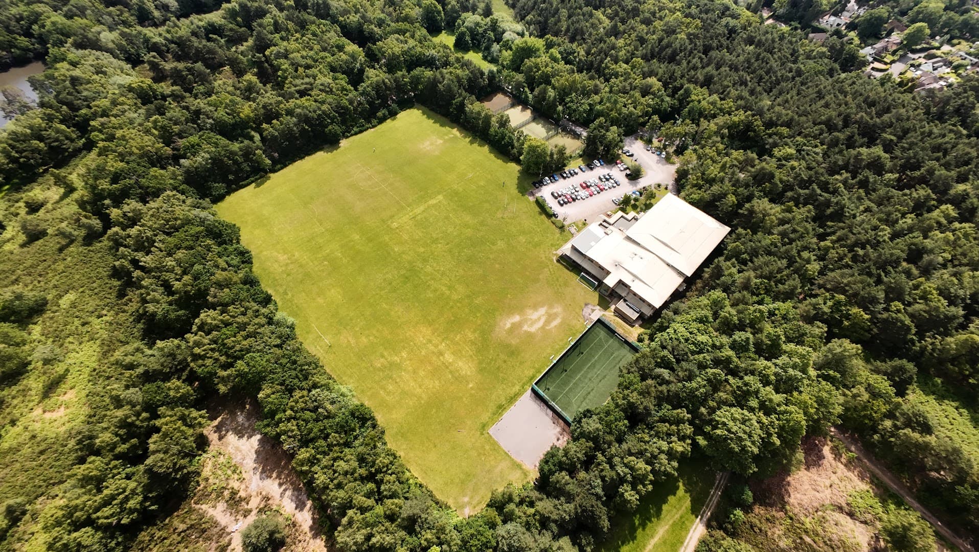 Lightwater Leisure Centre