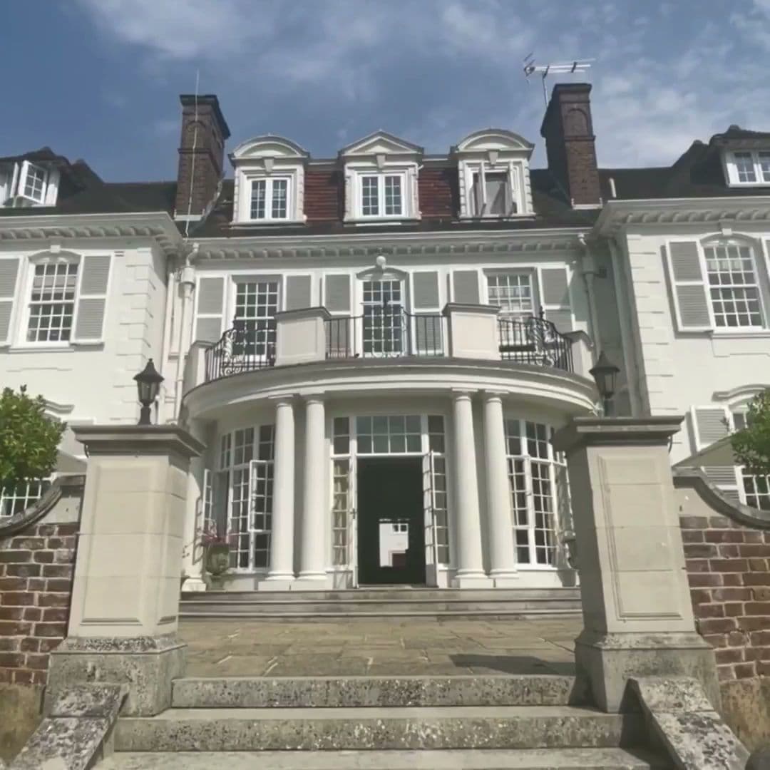 Gorse Hill Hotel Surrey 8