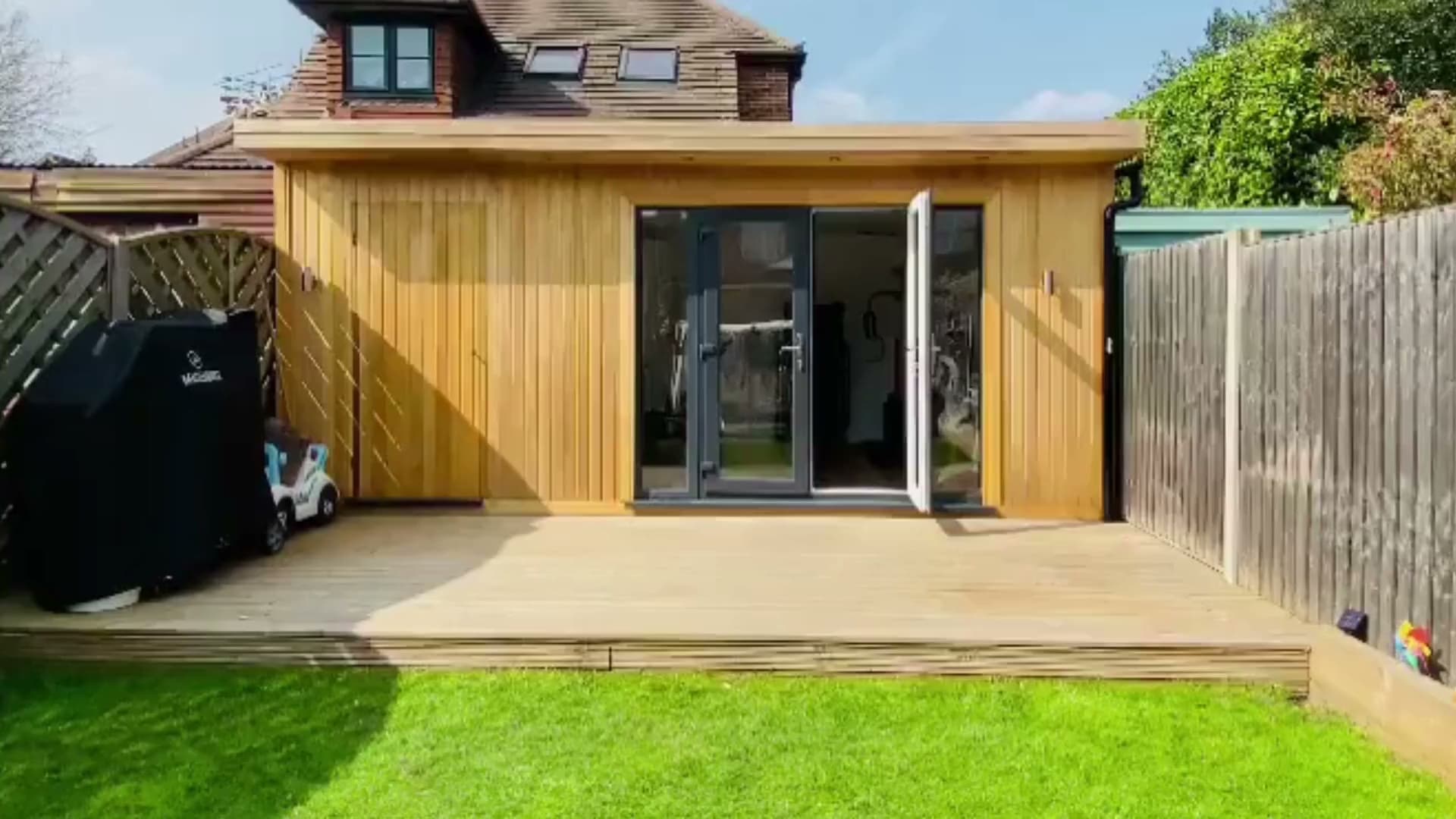 Your Extra Space Limited 8