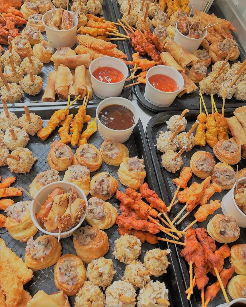 Claire Cooks Surrey 3