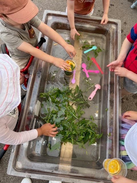 Little Gems Montessori Preschool and Nursery 10