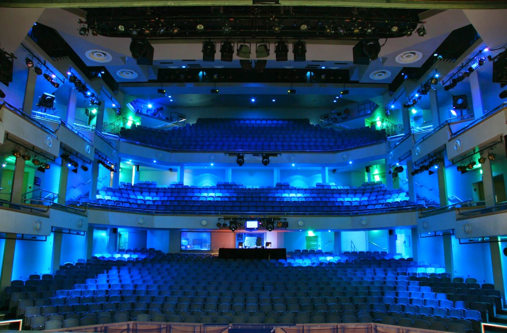 New Victoria Theatre