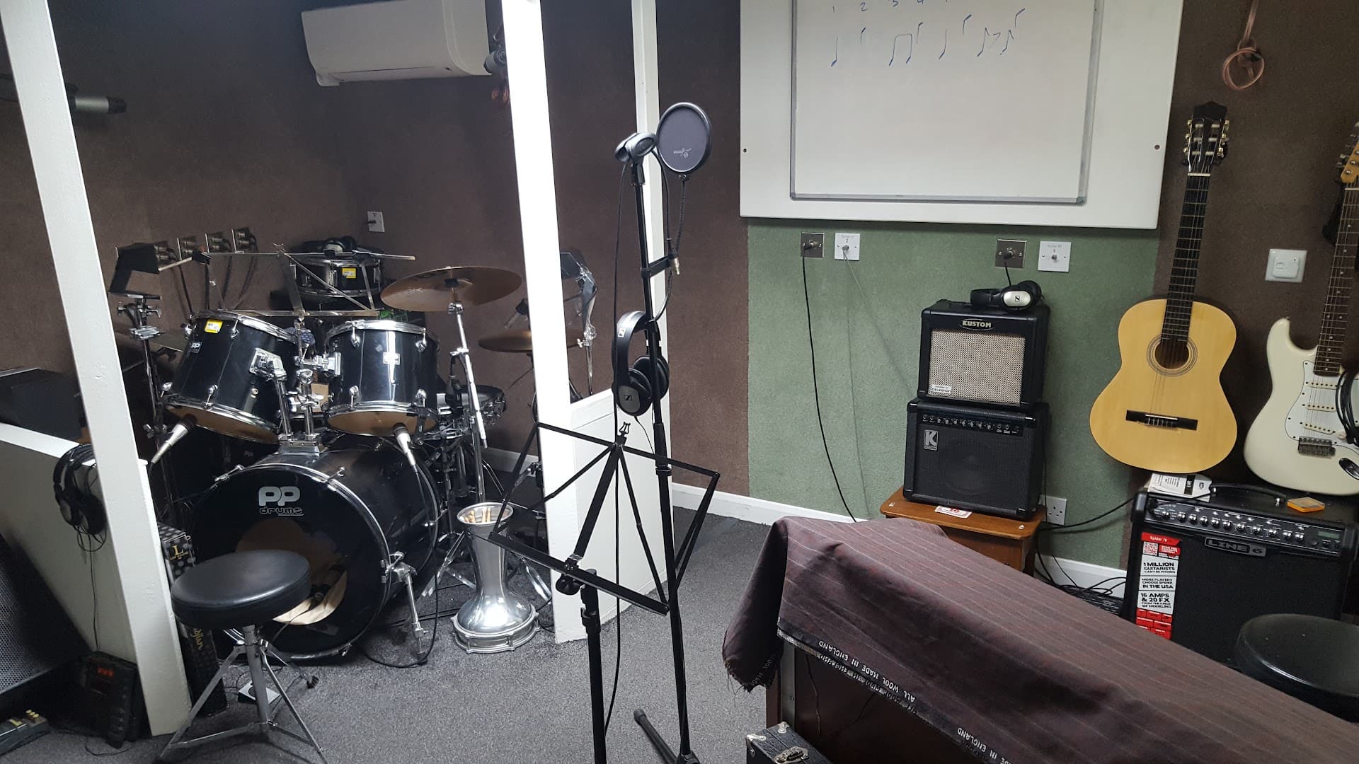 I Play Music, Musical Artist Development Centre