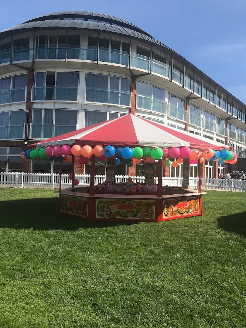 Davis Amusements For Hire 2