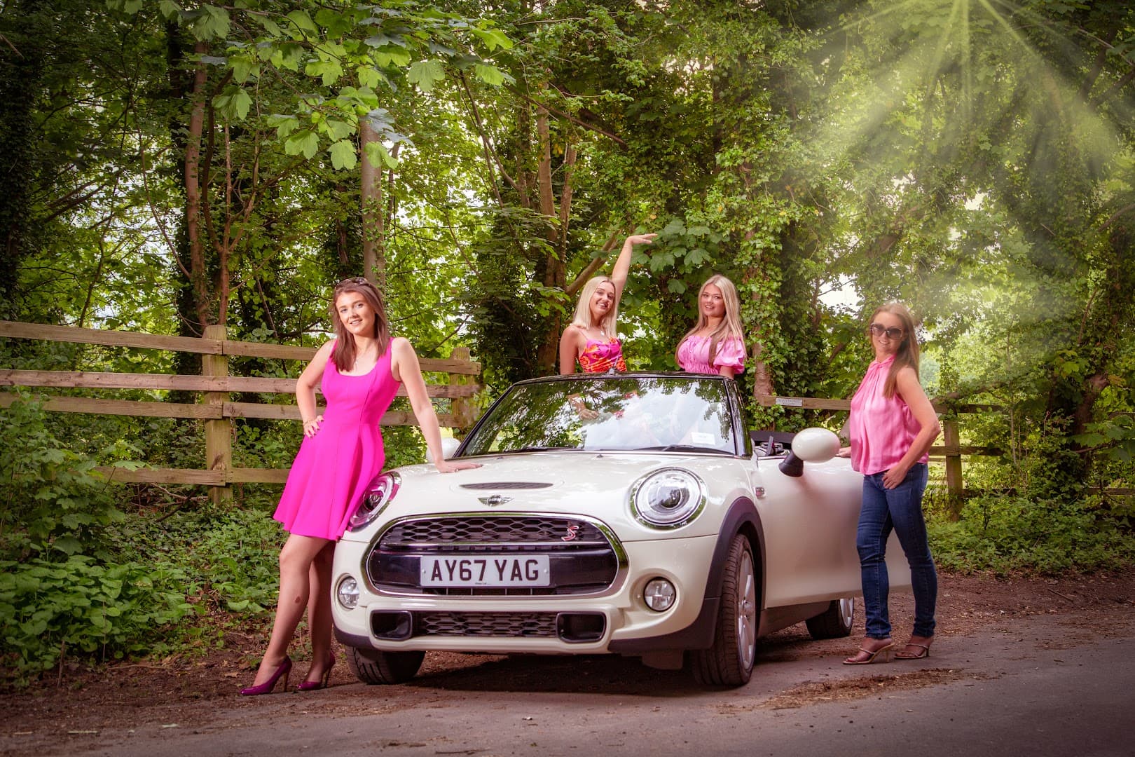 PictureSnap | Family Portrait Studio | Event Photographer 2