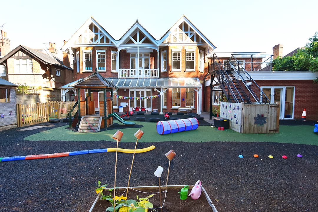 Bright Horizons Teddies Woking Day Nursery and Preschool 5