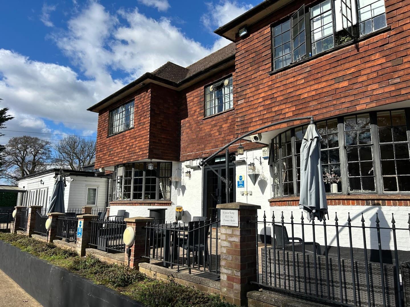 Surbiton Town Sports Club 2