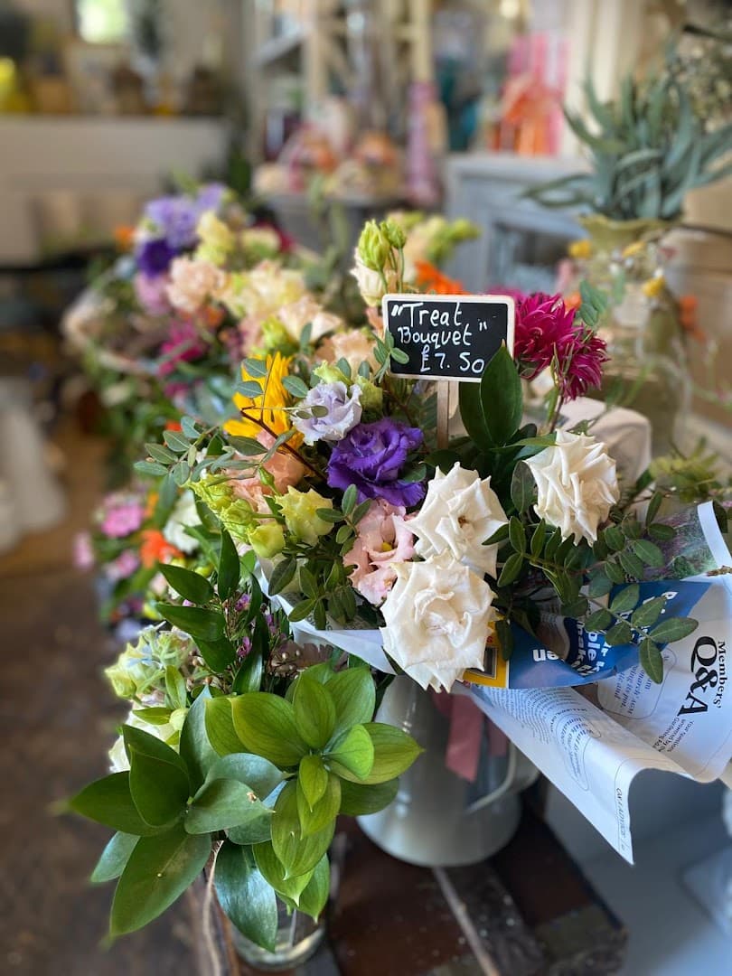 Lily & Myrtle Florist 4