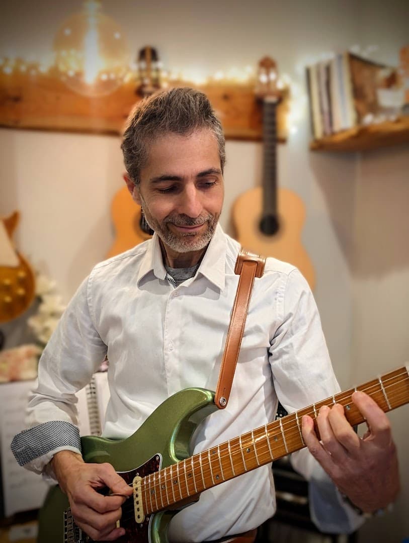 Vin Leone Guitar Tuition 5