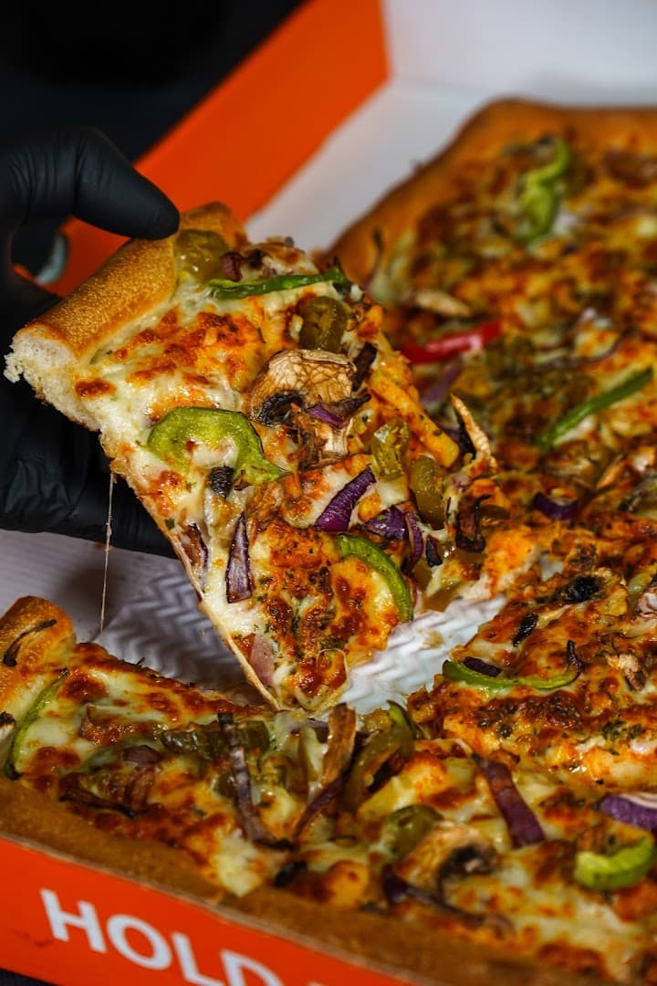 Farmhouse Pizza Woking 3