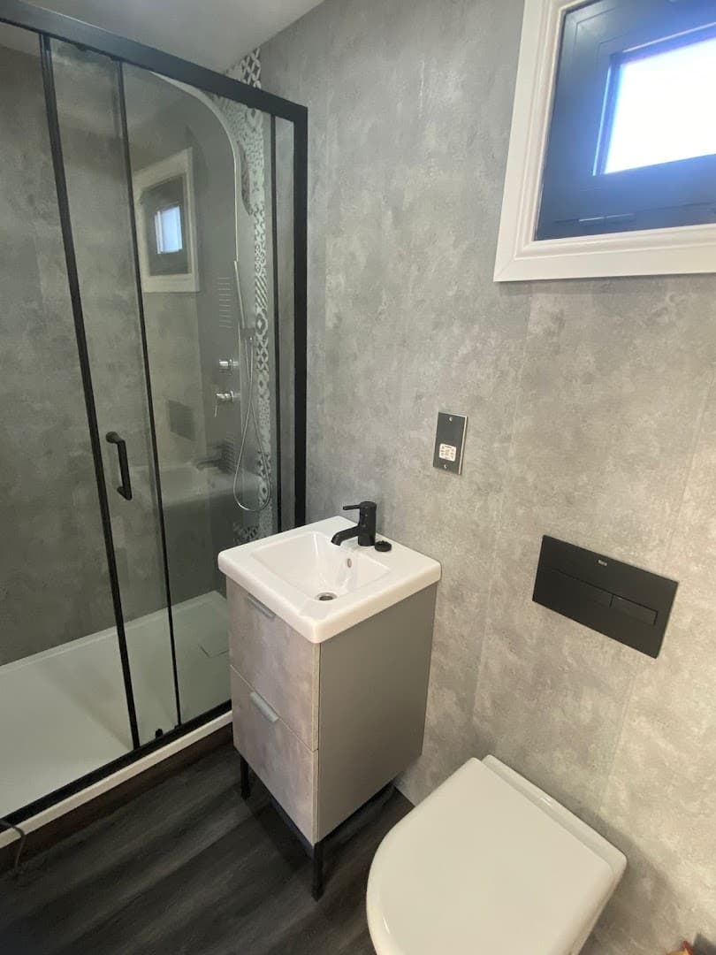 Your Extra Space Limited 10