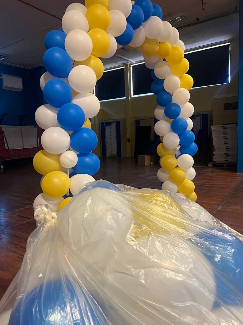 Red Chilli Events & Balloons 6