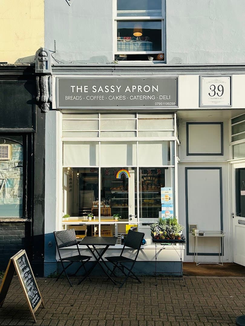 The Sassy Apron 4