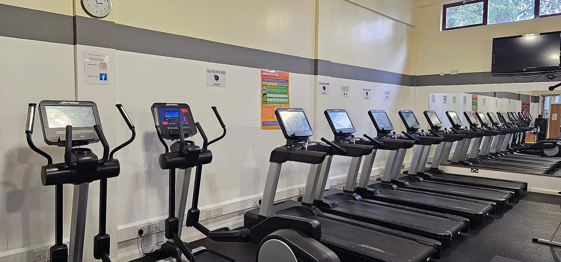 Winston Sports Centre 4