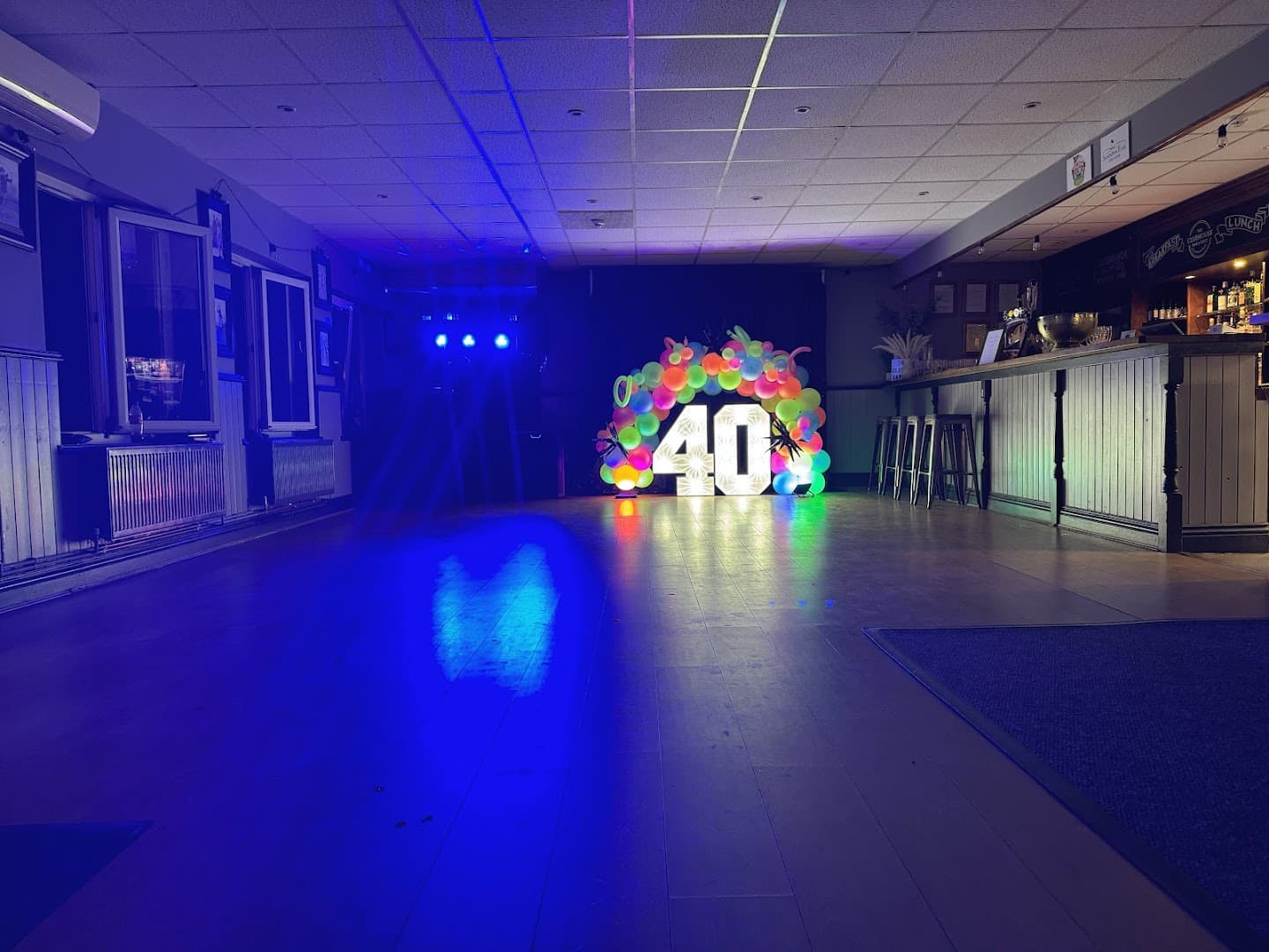 The Clubhouse Bar & Cafe and party venue at Sandown Park Golf Centre 6