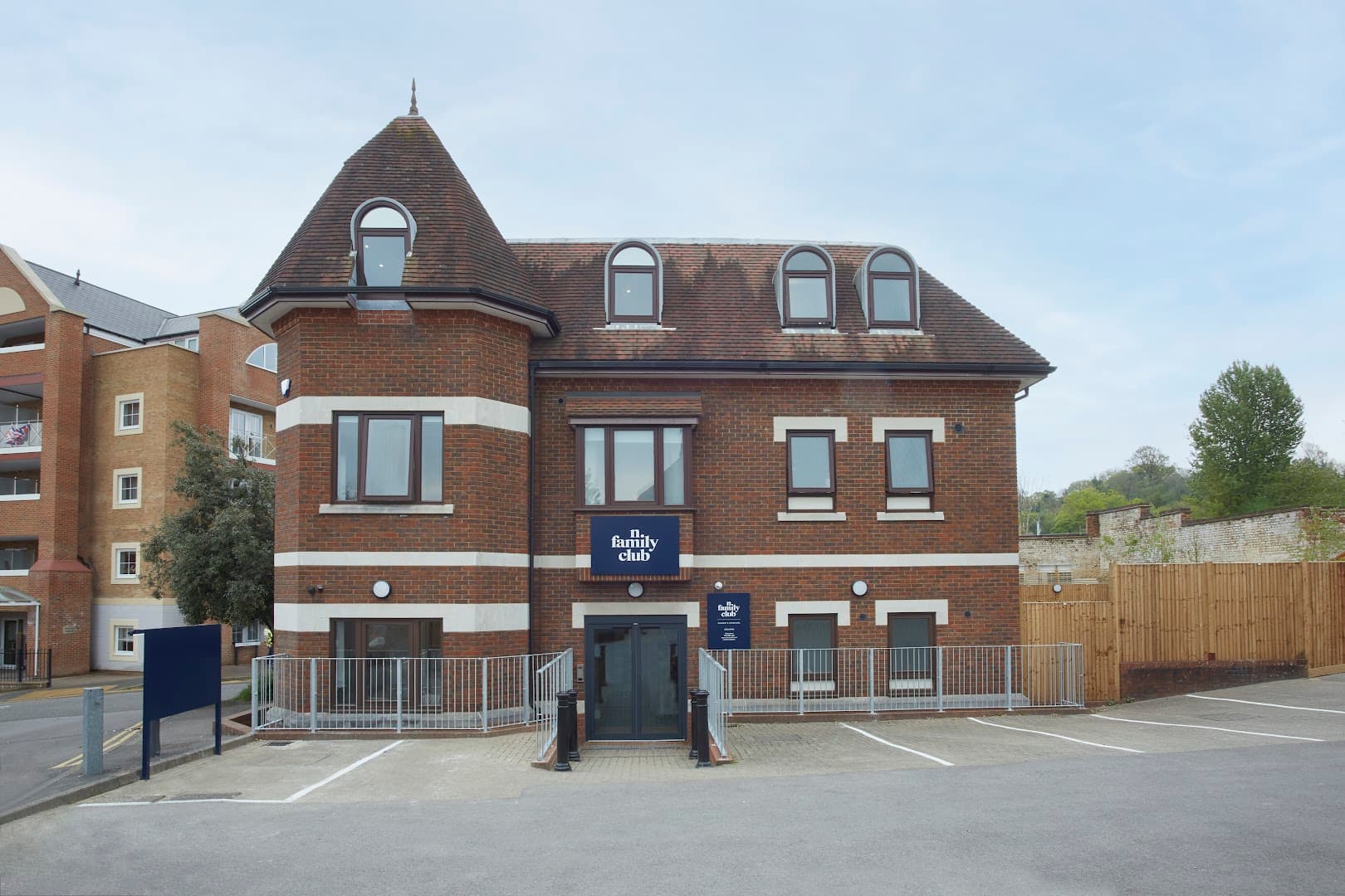 N Family Club - Godalming Nursery 3