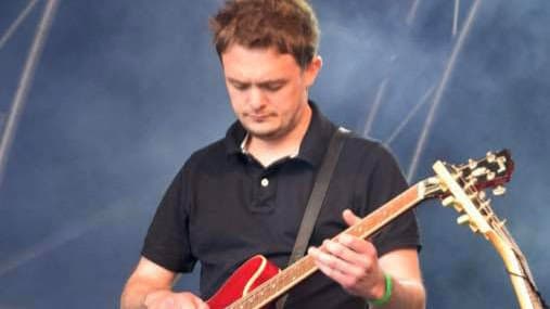 Guitar James - Camberley Guitar Lessons