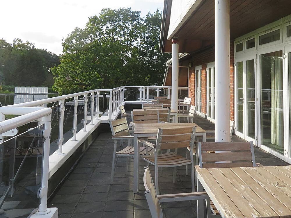 ColourWheel Art Class Camberley 5