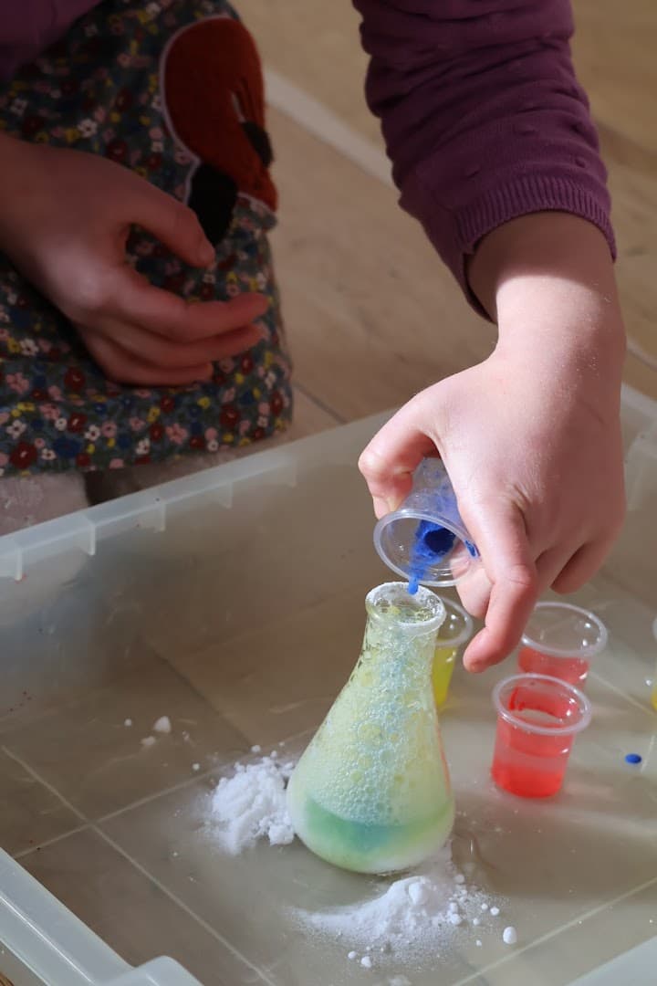 Fun Science Alton and Farnham 9