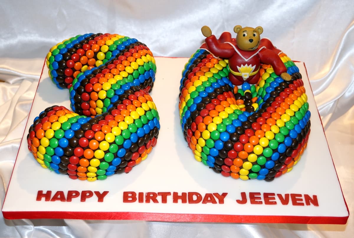 Fox in a Box Cakes & Catering 2