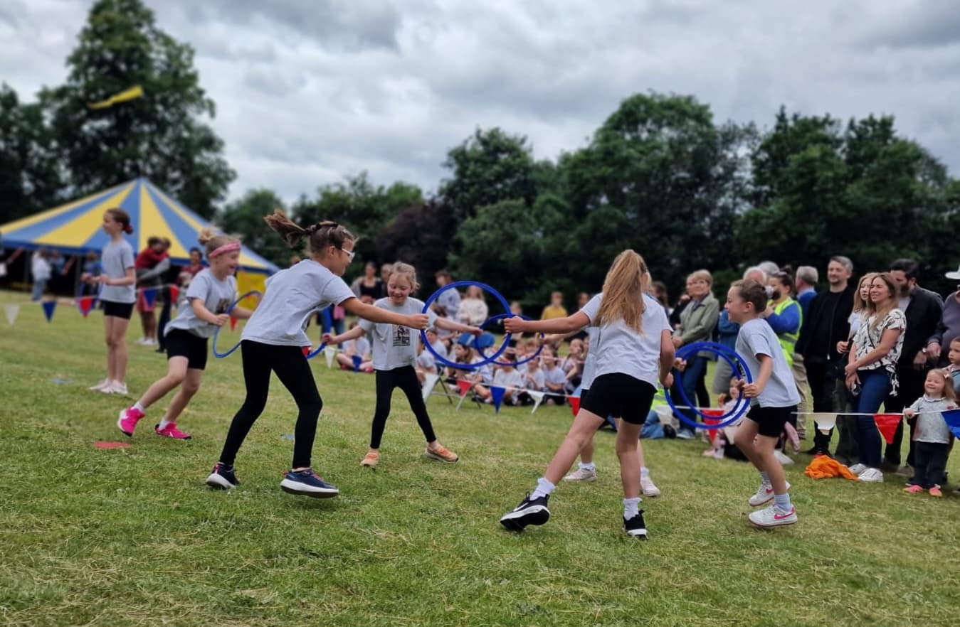 Mini Dance Performers 7