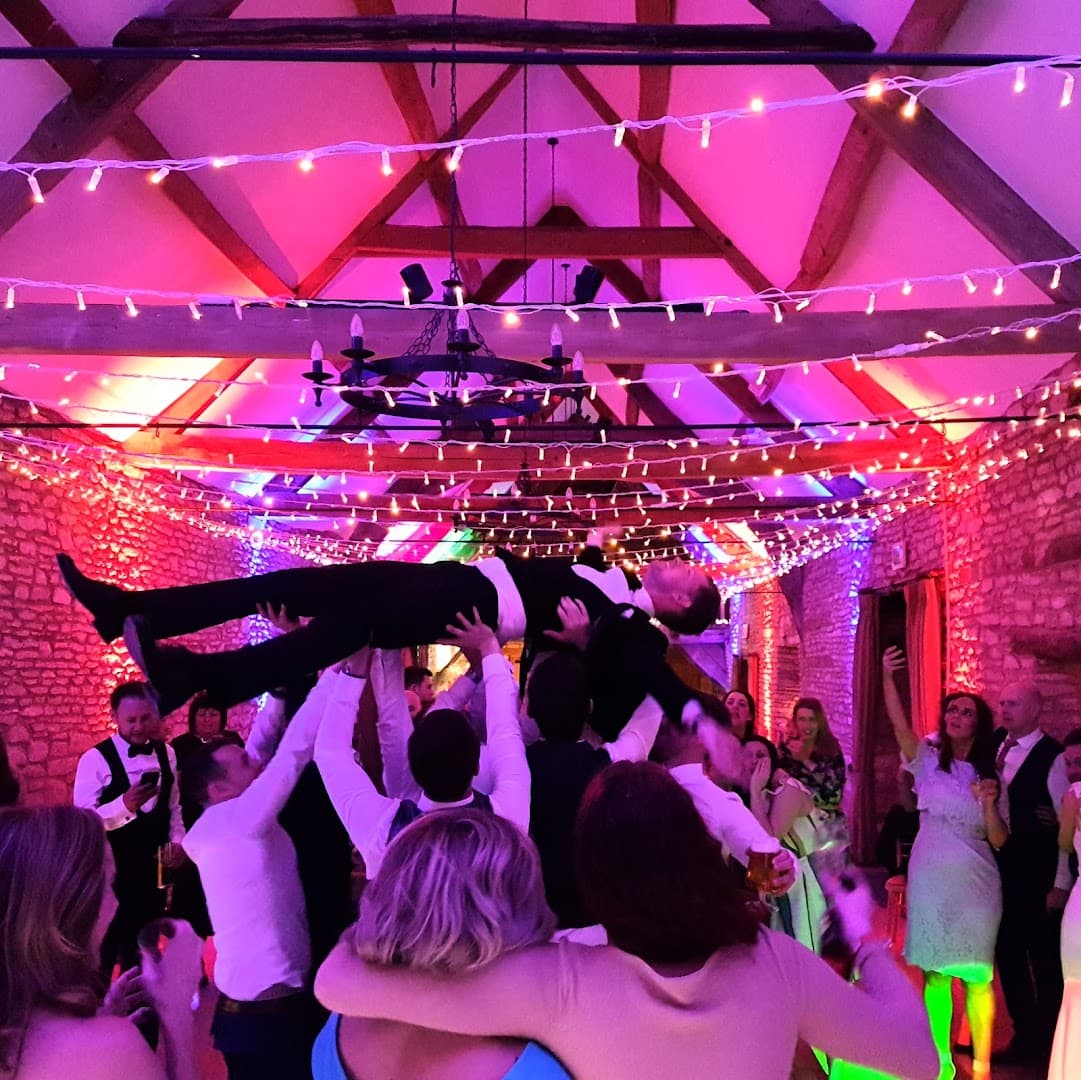 DJ Steve Telling Ltd 9