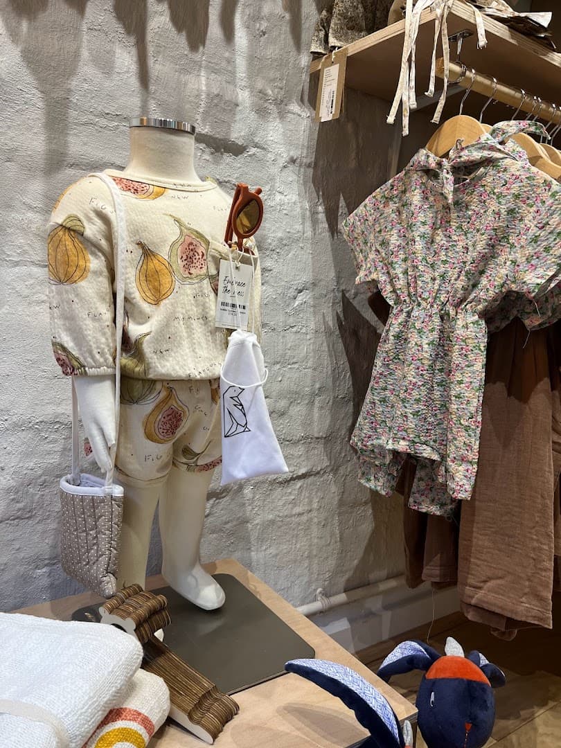 The Barn Coffee Shop 6