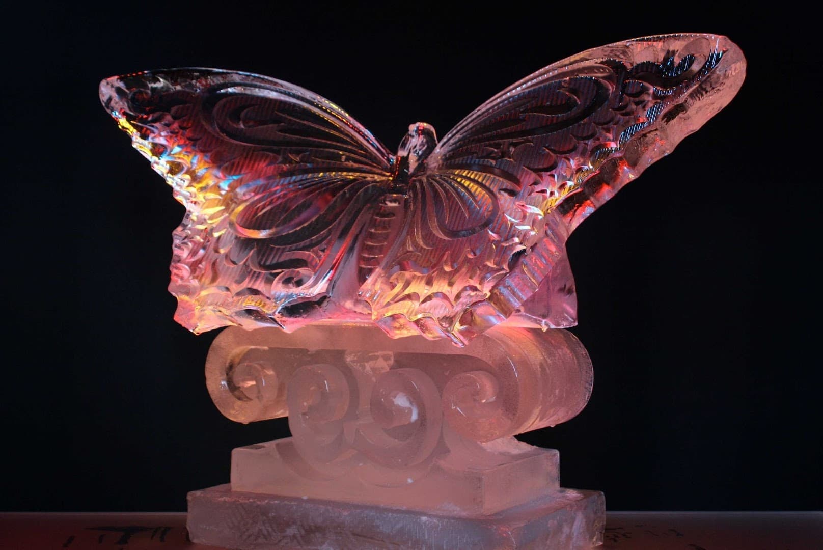 PSD Ice Art - Ice Sculptures - Ice cubes & Crushed Ice Deliveries 3