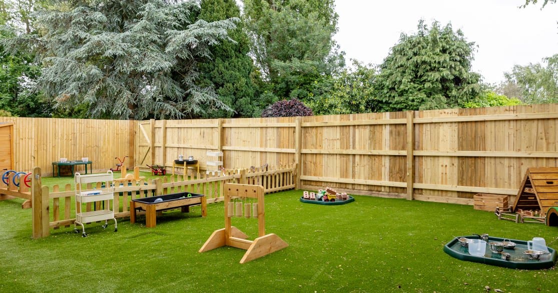 Busy Bees at Bagshot 5