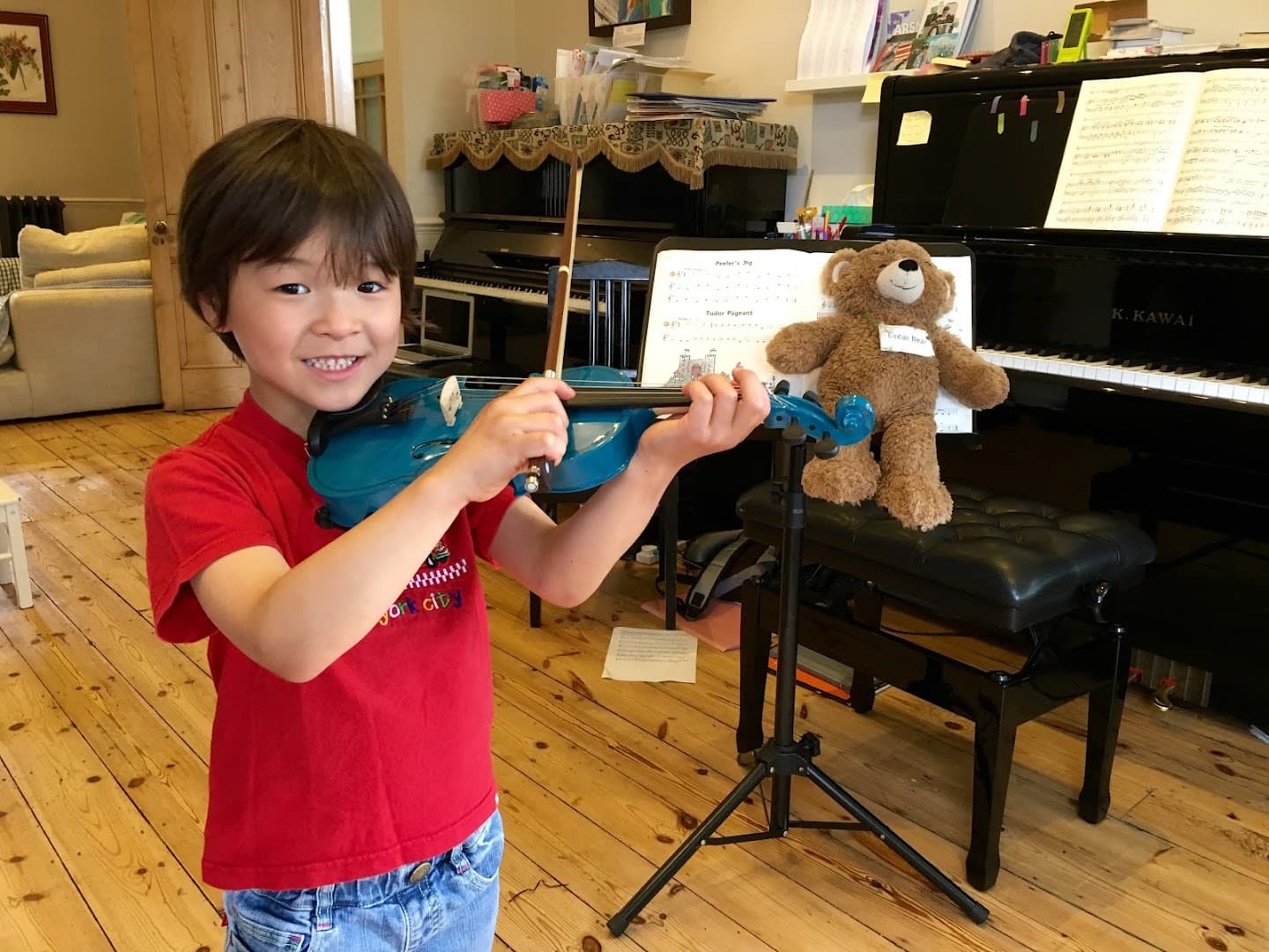 Kingston Music School (Singing Violin Viola Piano & Guitar Lessons) 7