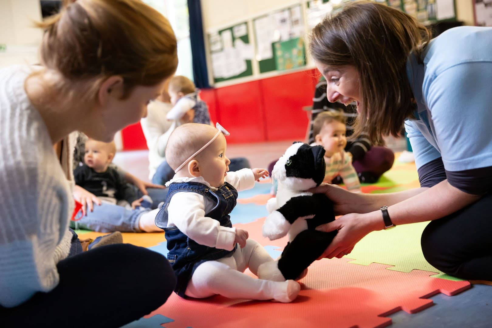 Sing and Sign Walton, Weybridge, Hersham and Cobham