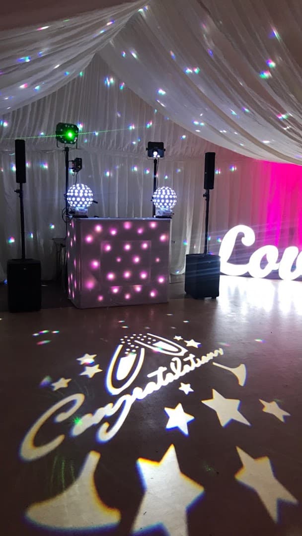 Steve's Discos Mobile DJ 3