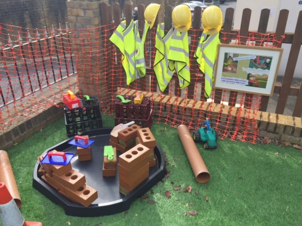 Busy Bees Nursery in Woking