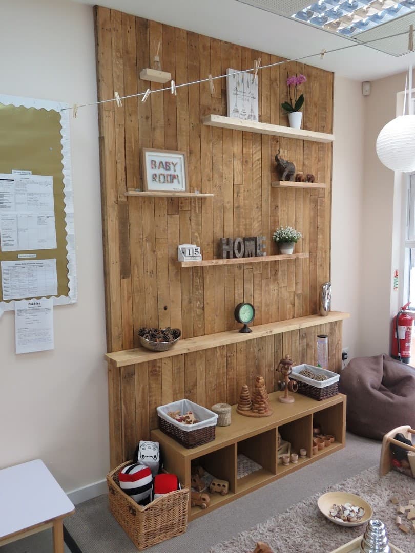 Pebbles Day Nursery Farnborough 4