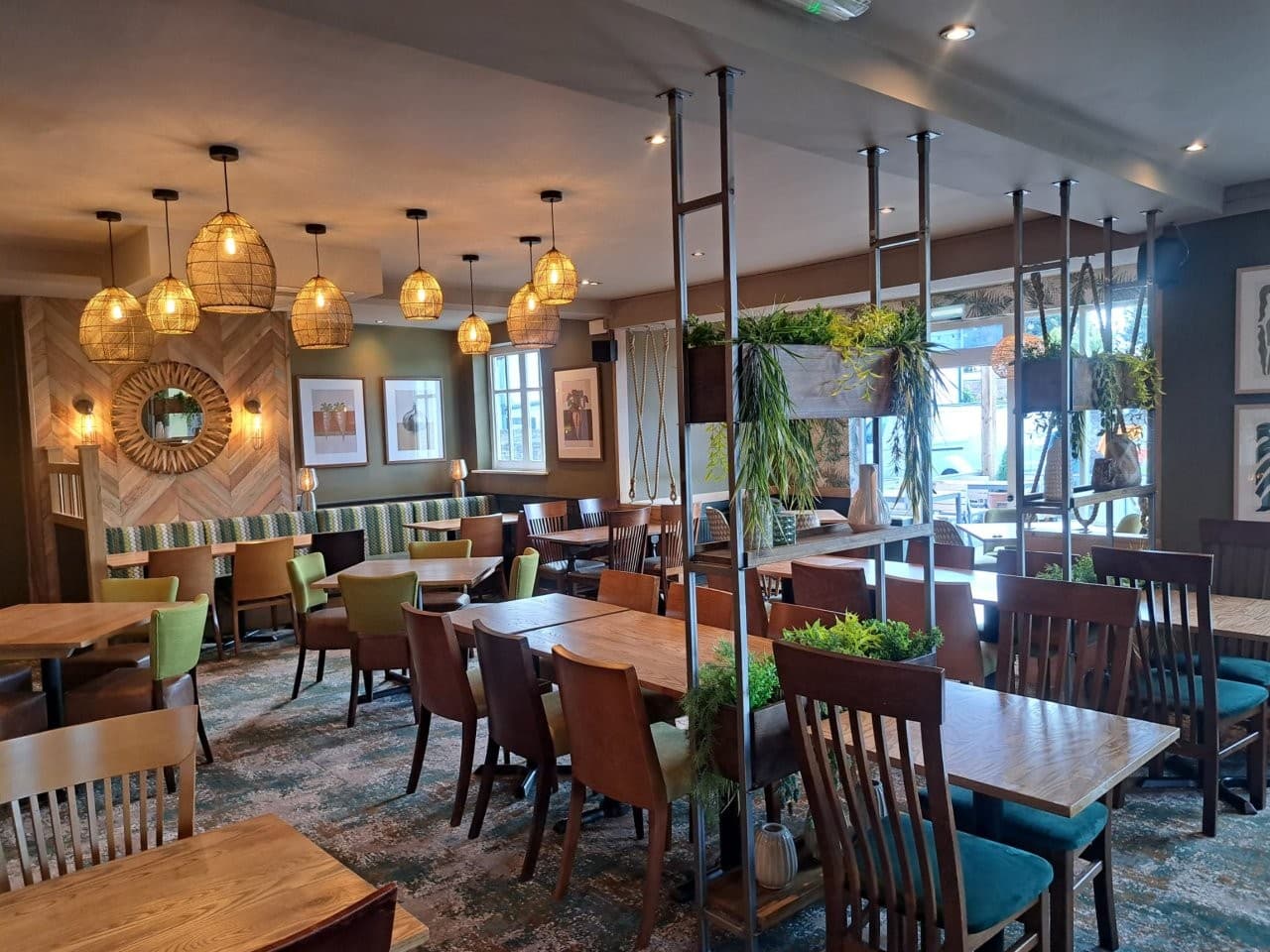 Harvester Bulldog Ashford