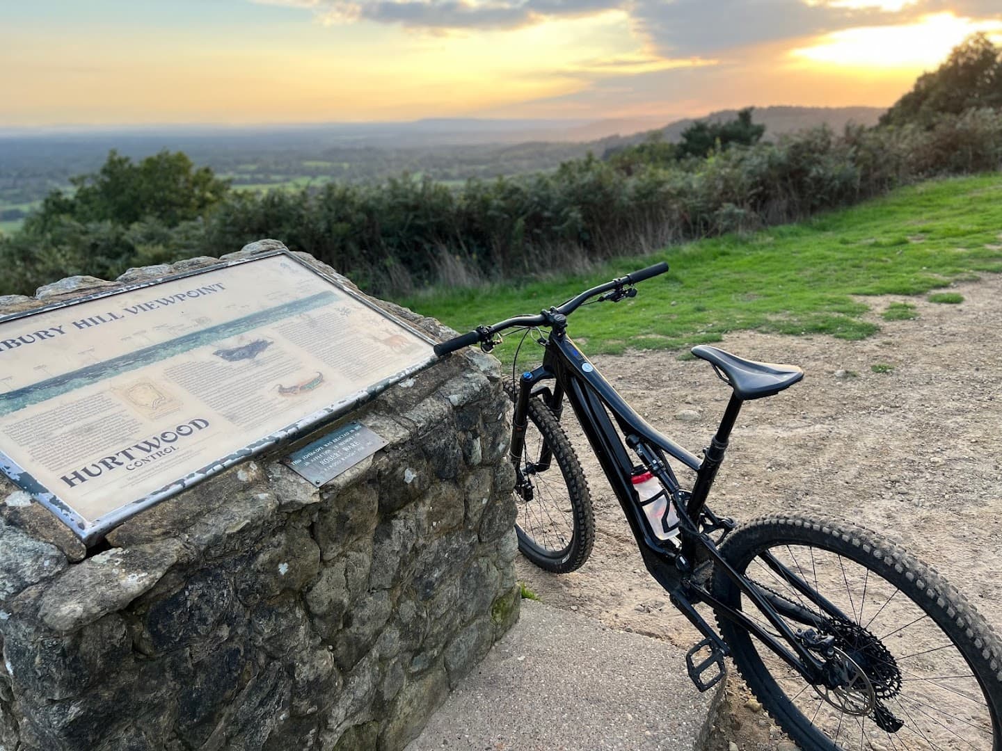 The Riders Hub Peaslake 3