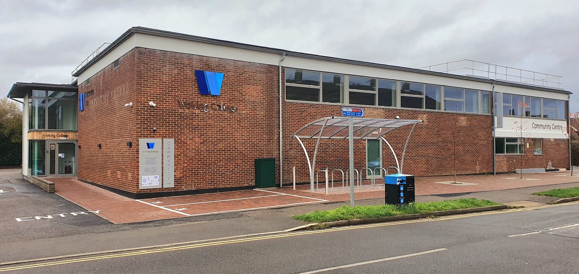 Mundo Latino Uk / Salsa and Bachata Dance School