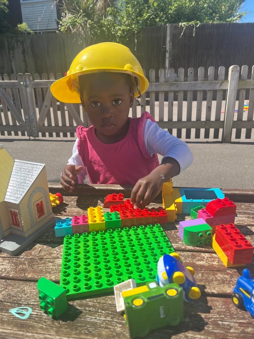 Miracle Gardens Nursery - OFSTED registered, high quality provision 9