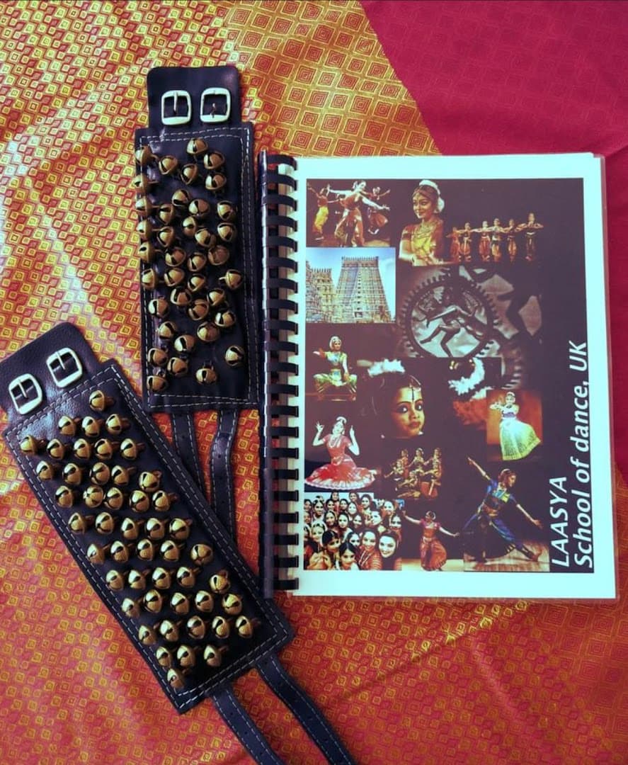 Indian dance lessons classes workshop arts Bharatanatyam Woking Surrey Guildford UK England Farnham Bracknell Camberley 4