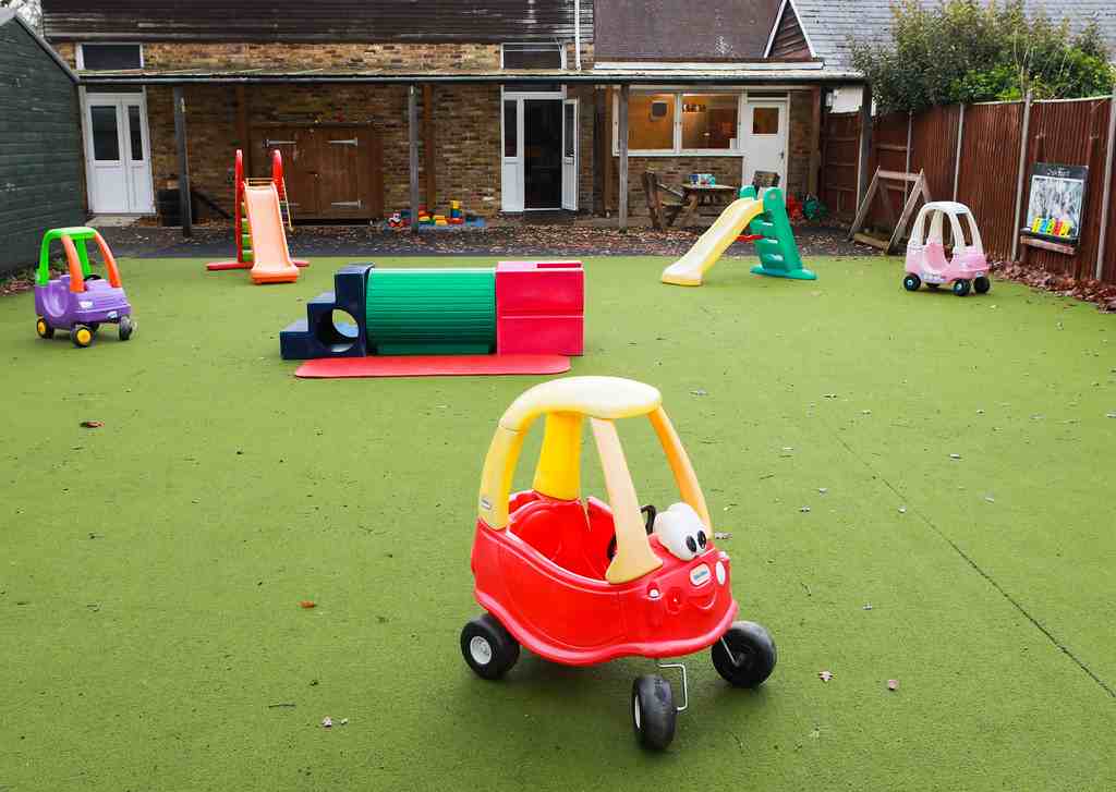 Coloured Ribbons Pre-School 3