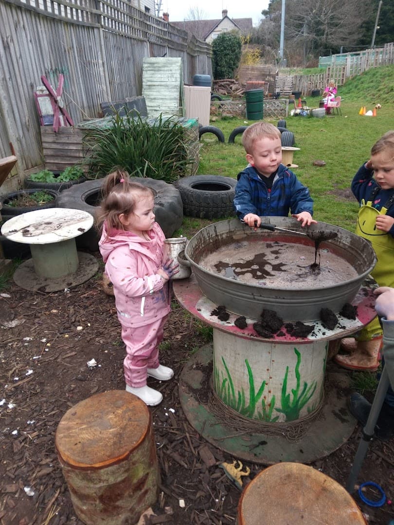 Little Rays Outdoor preschool and forest school and after school clubs