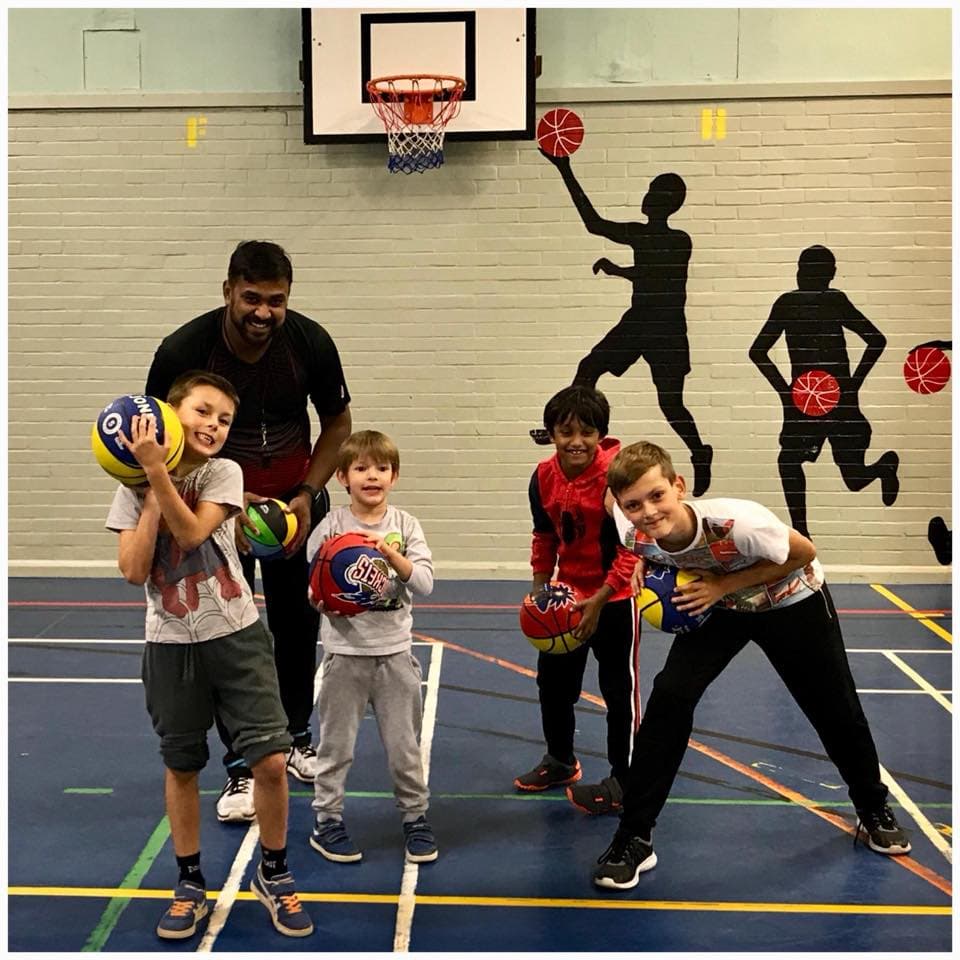 Bee Sports, Kids basketball coaching club 10